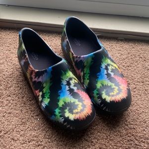 Women’s Neria Pro II Graphic Clog Rainbow crocs Tie Dye Slip On (11)